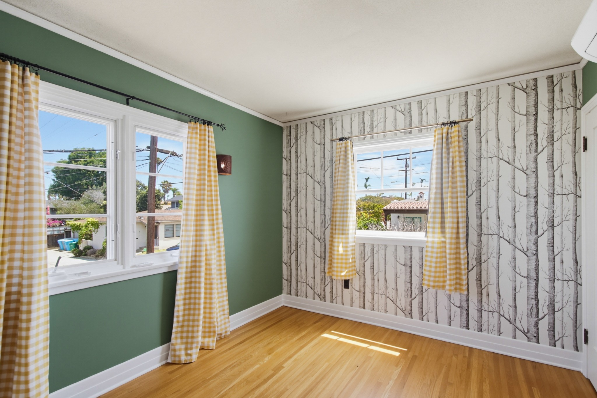 Virtual tour photo 31 of 72 for 2615 Myrtle Ave
