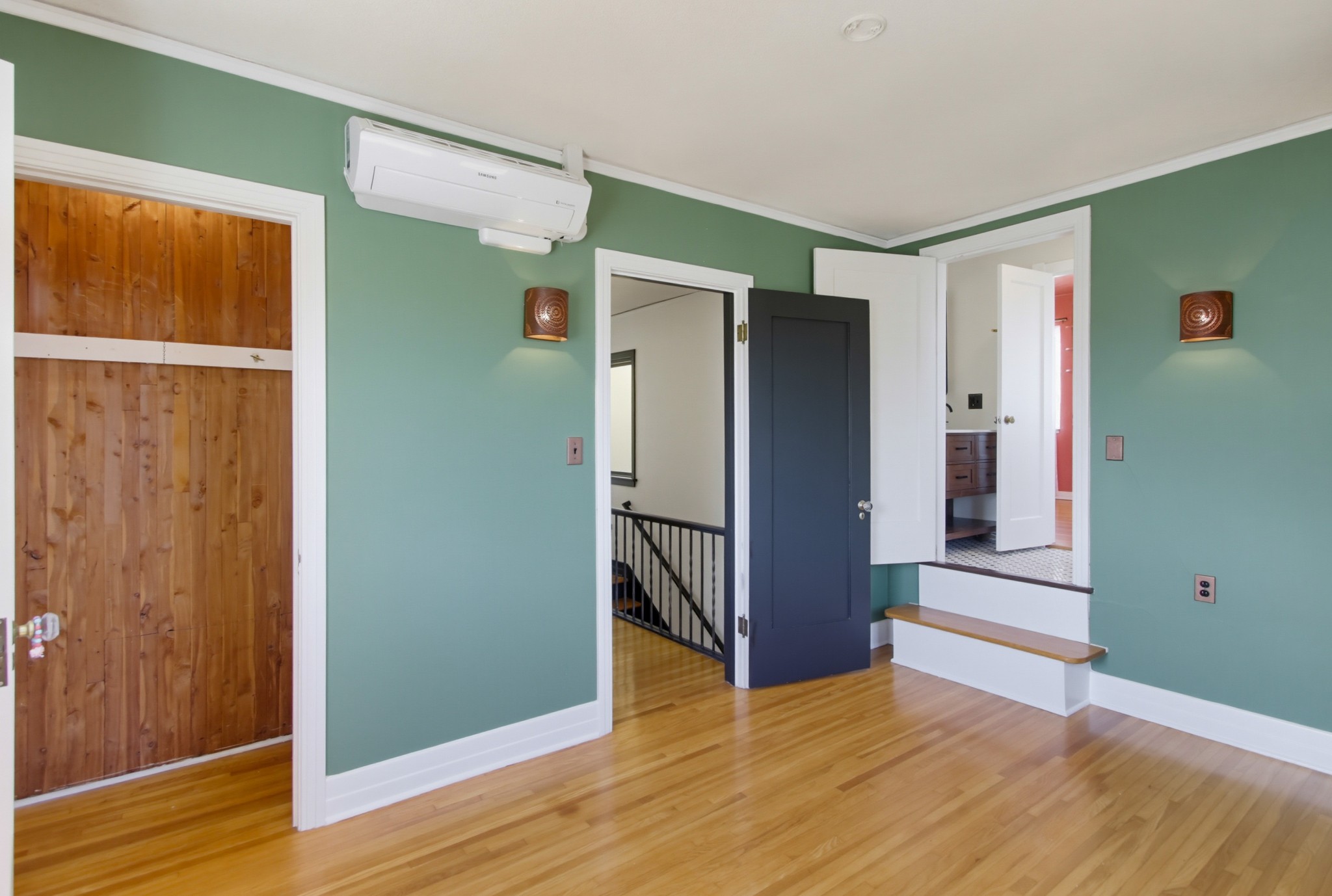 Virtual tour photo 33 of 72 for 2615 Myrtle Ave