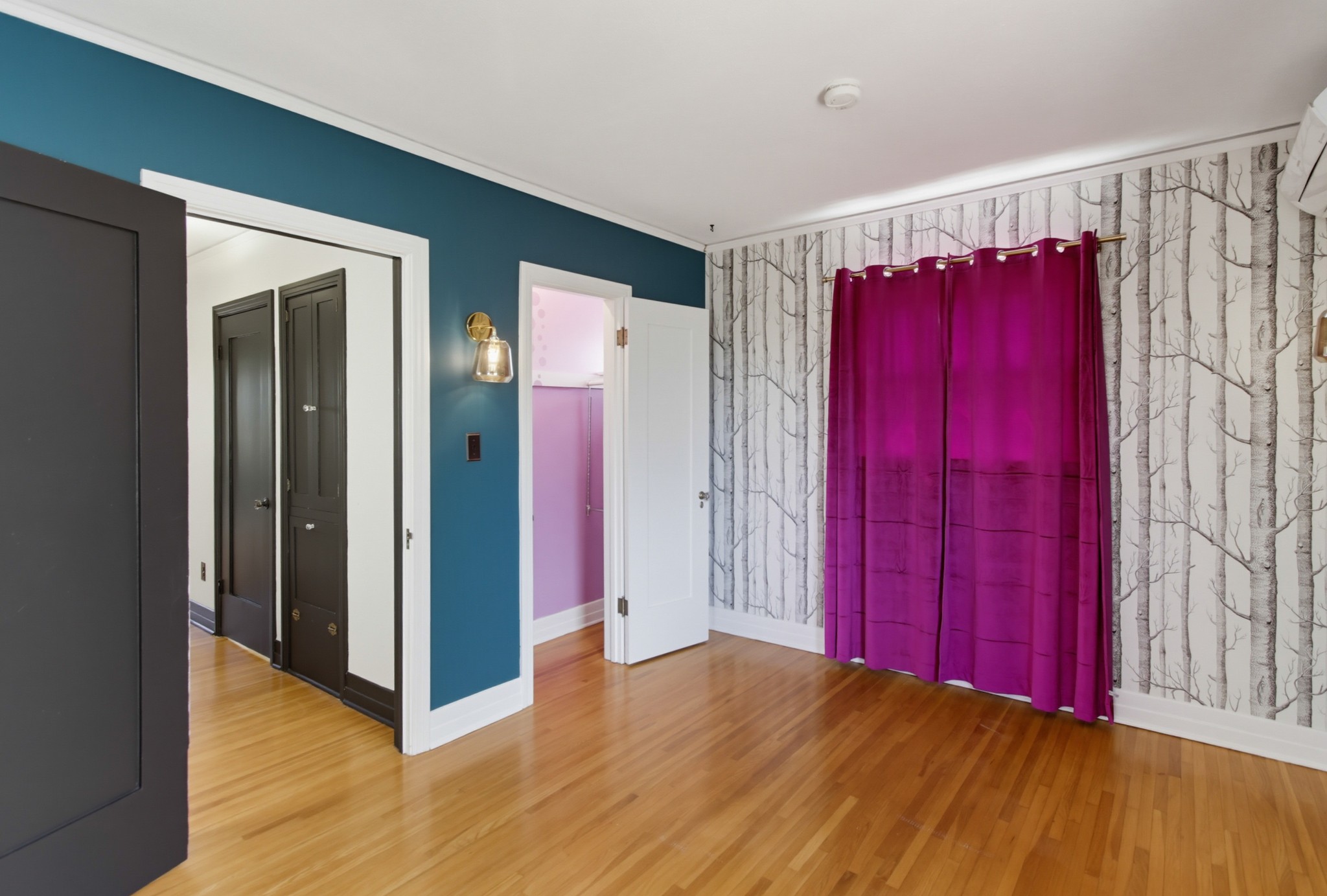 Virtual tour photo 48 of 72 for 2615 Myrtle Ave