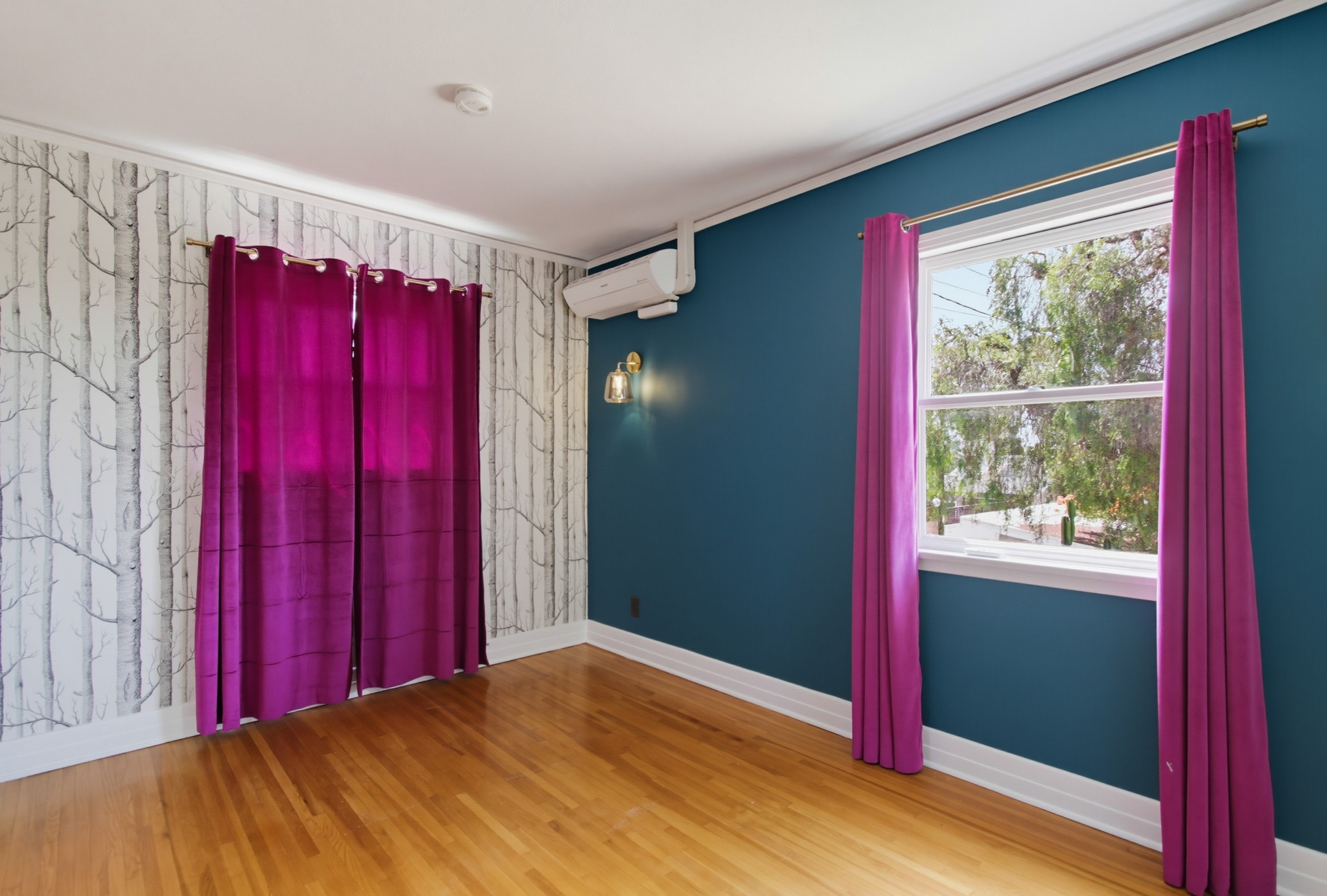 Virtual tour photo 49 of 72 for 2615 Myrtle Ave