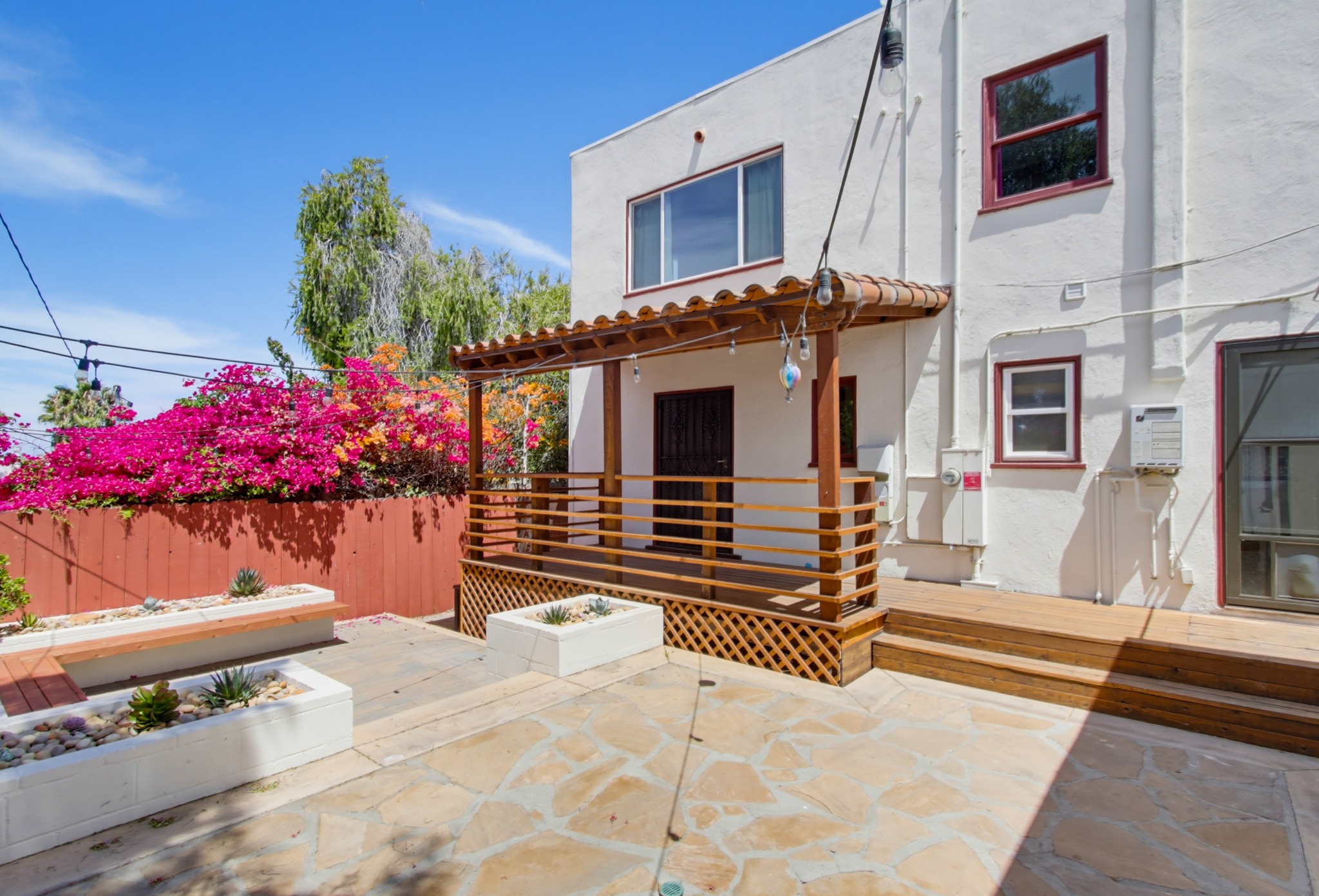 Virtual tour photo 63 of 72 for 2615 Myrtle Ave