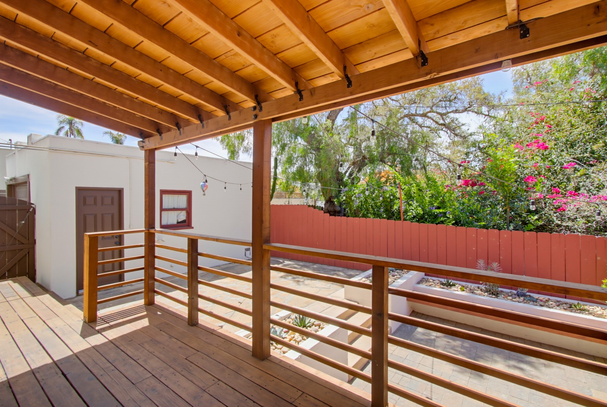 Virtual tour photo 65 of 72 for 2615 Myrtle Ave