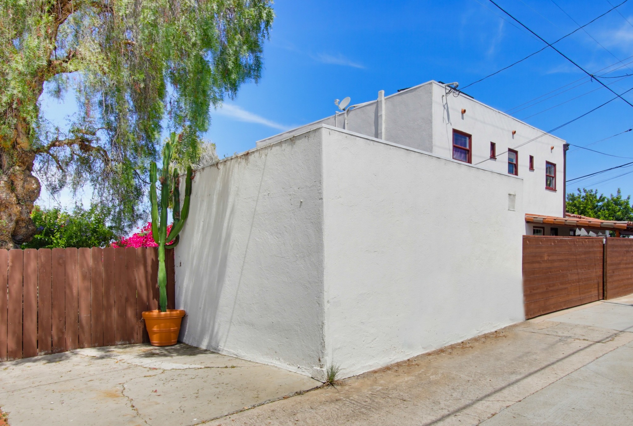 Virtual tour photo 70 of 72 for 2615 Myrtle Ave