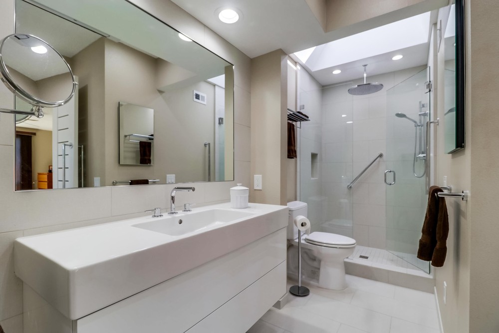 Virtual tour photo 22 of 30 for 2616 Angell Ave