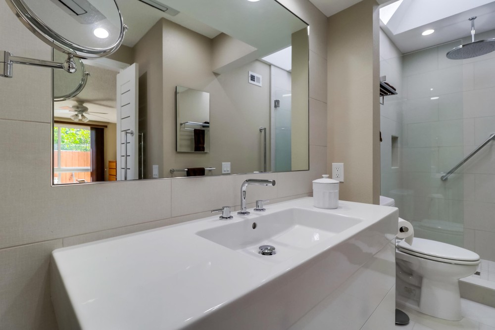 Virtual tour photo 23 of 30 for 2616 Angell Ave