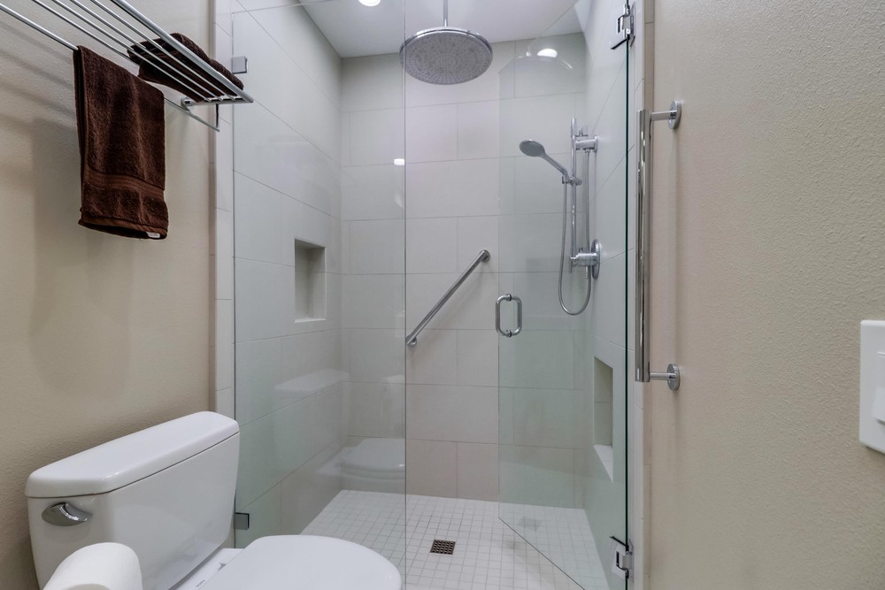 Virtual tour photo 24 of 30 for 2616 Angell Ave