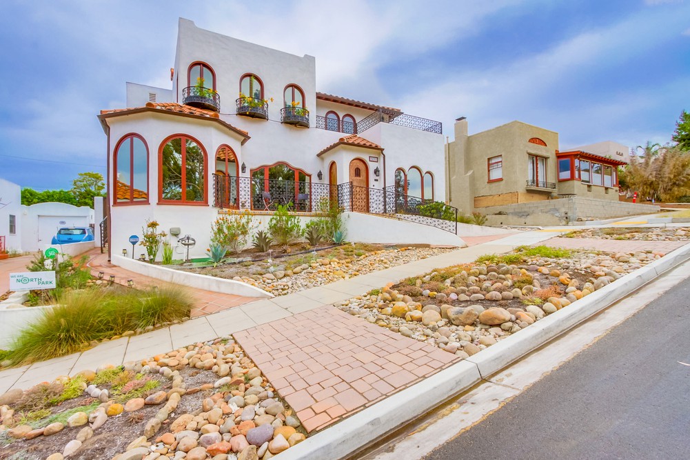 Virtual tour photo 4 of 109 for 2616 Upas St