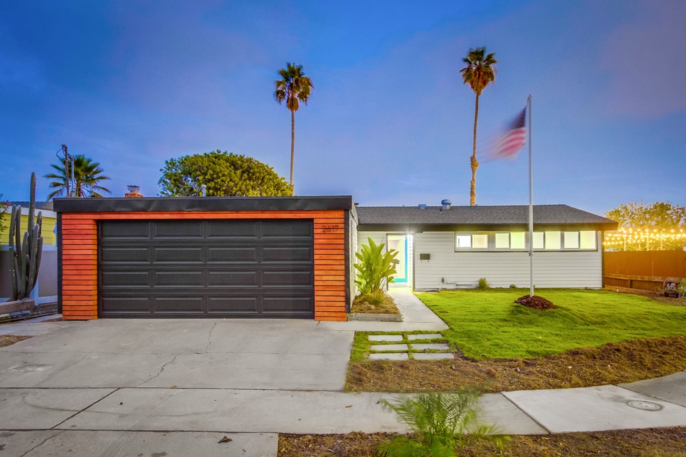 Virtual tour photo 1 of 74 for 2617 Larkin Pl