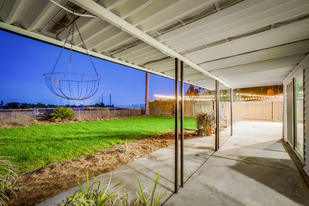 Virtual tour photo 5 of 74 for 2617 Larkin Pl