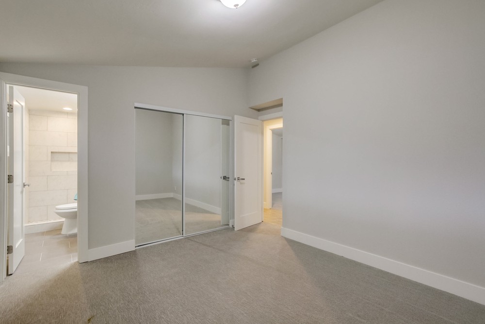 Virtual tour photo 37 of 74 for 2617 Larkin Pl