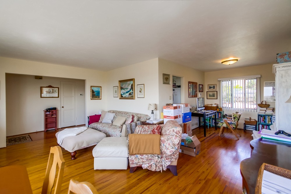 Virtual tour photo 17 of 58 for 2619 Deerpark Dr