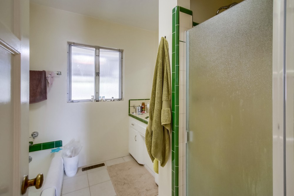 Virtual tour photo 39 of 58 for 2619 Deerpark Dr