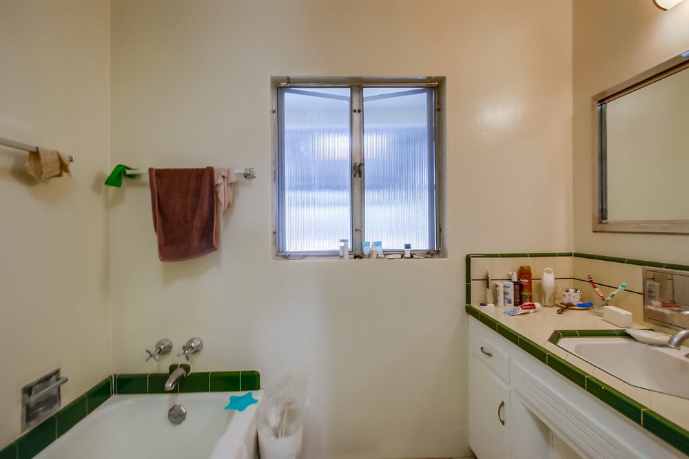 Virtual tour photo 40 of 58 for 2619 Deerpark Dr