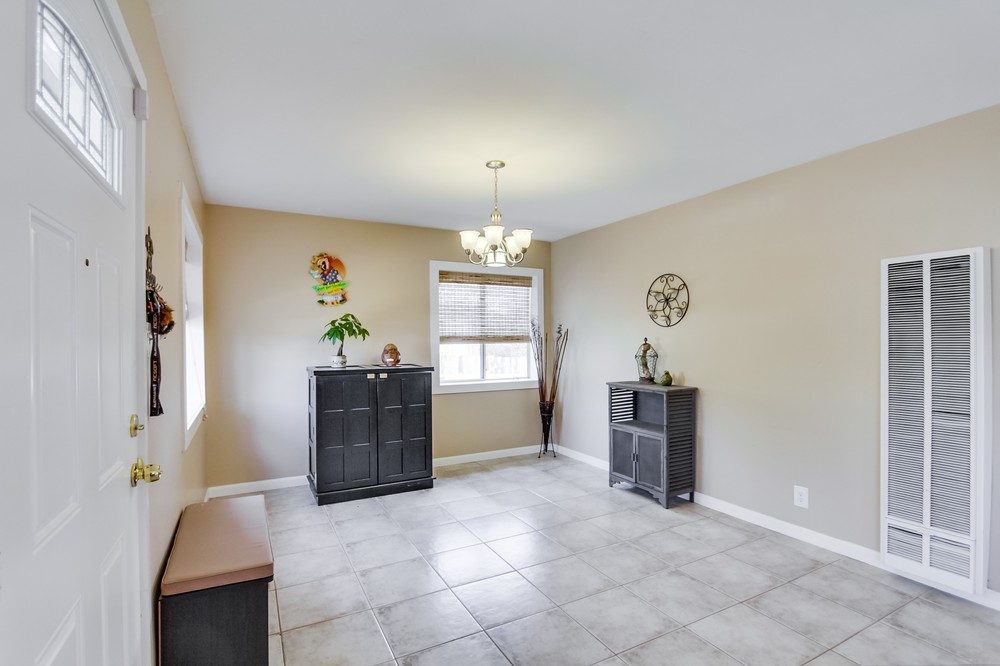 Virtual tour photo 8 of 54 for 2620 Preece Street