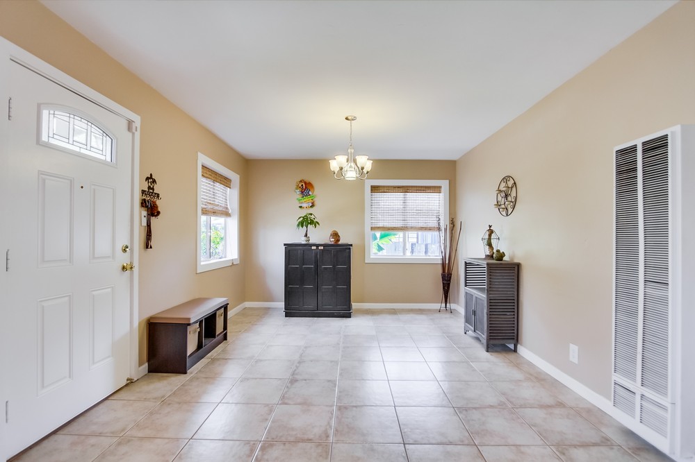Virtual tour photo 9 of 54 for 2620 Preece Street