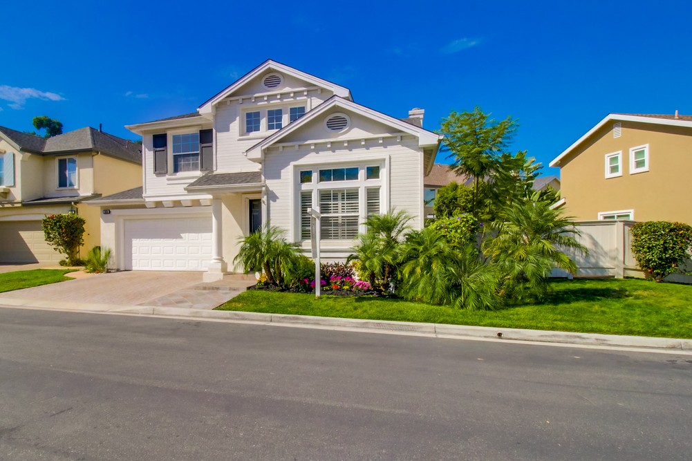 Virtual tour photo 3 of 63 for 2624 W Canyon Ave