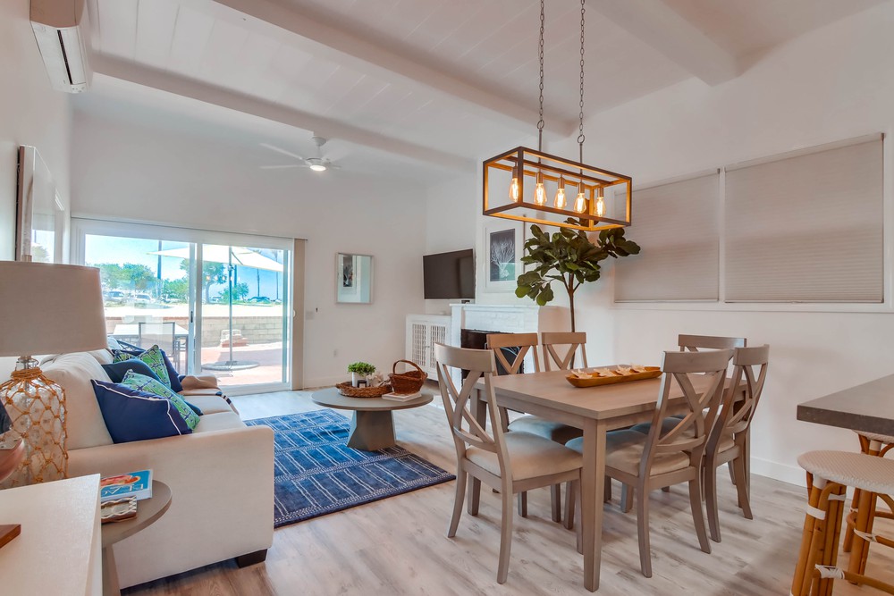 Virtual tour photo 6 of 81 for 2626 Ocean Front Walk