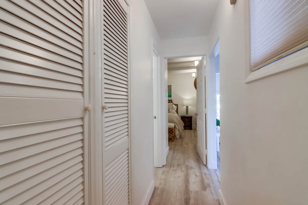 Virtual tour photo 20 of 81 for 2626 Ocean Front Walk
