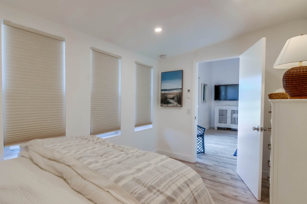 Virtual tour photo 28 of 81 for 2626 Ocean Front Walk