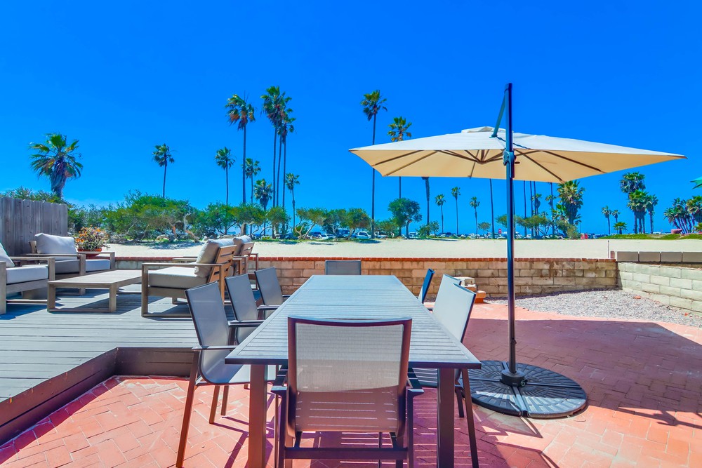 Virtual tour photo 31 of 81 for 2626 Ocean Front Walk