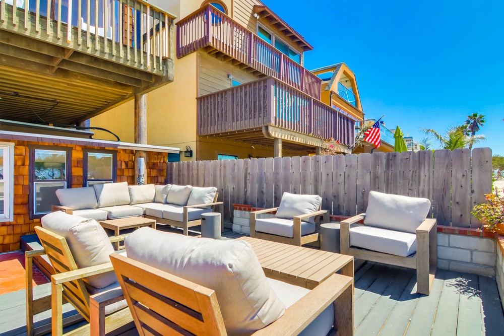 Virtual tour photo 34 of 81 for 2626 Ocean Front Walk