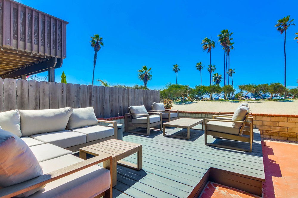 Virtual tour photo 35 of 81 for 2626 Ocean Front Walk