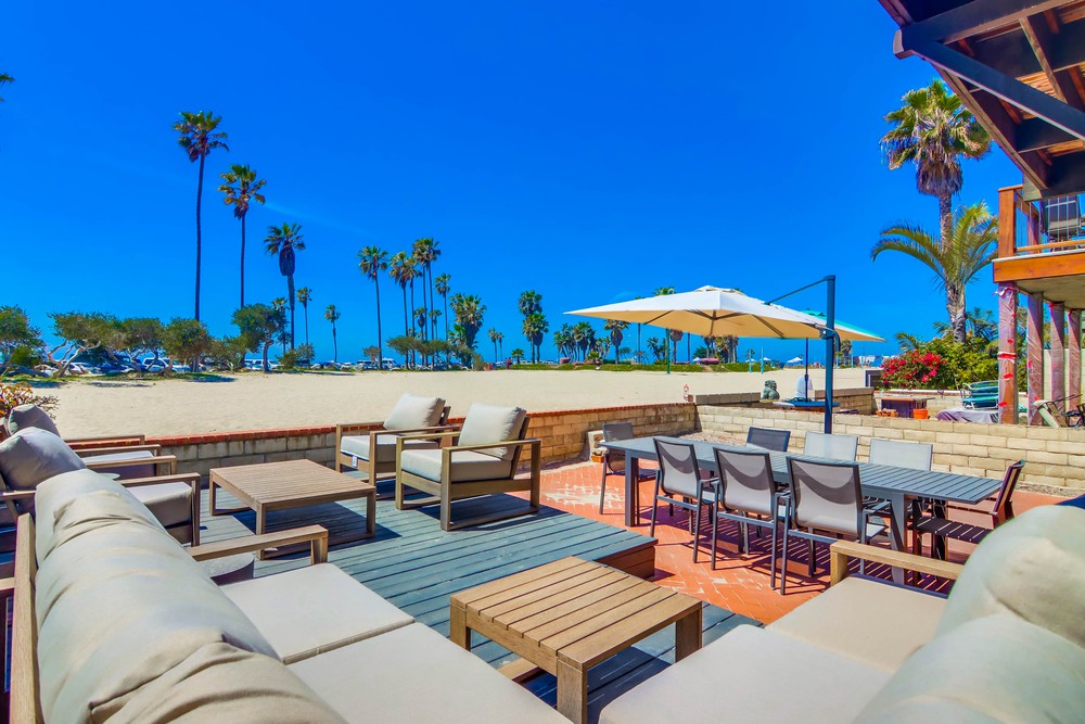 Virtual tour photo 36 of 81 for 2626 Ocean Front Walk
