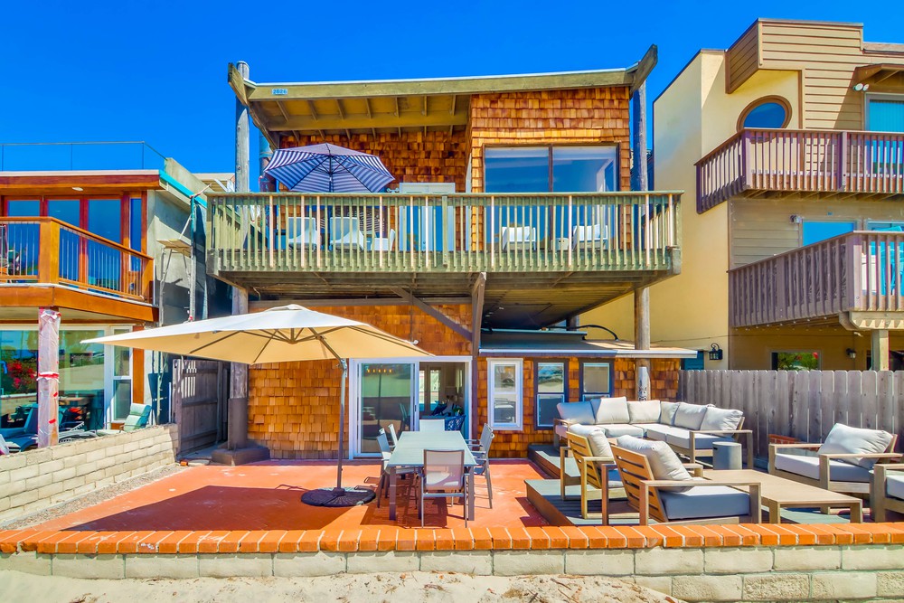 Virtual tour photo 39 of 81 for 2626 Ocean Front Walk
