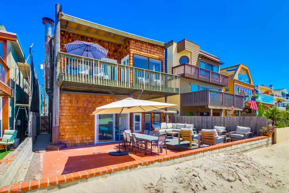 Virtual tour photo 40 of 81 for 2626 Ocean Front Walk