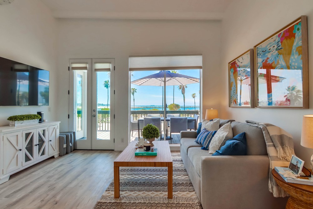 Virtual tour photo 46 of 81 for 2626 Ocean Front Walk