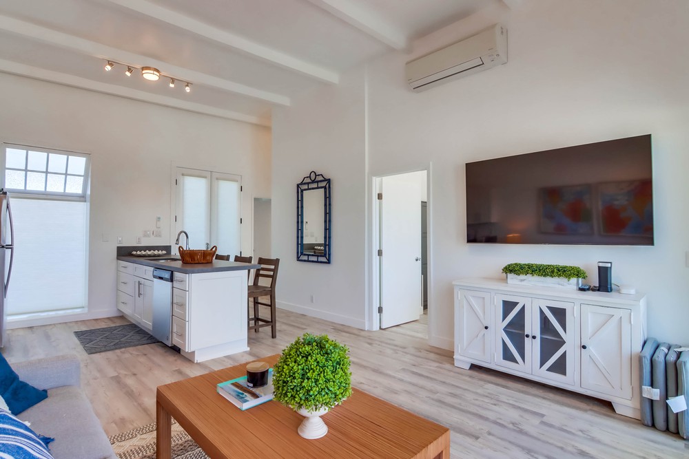 Virtual tour photo 50 of 81 for 2626 Ocean Front Walk