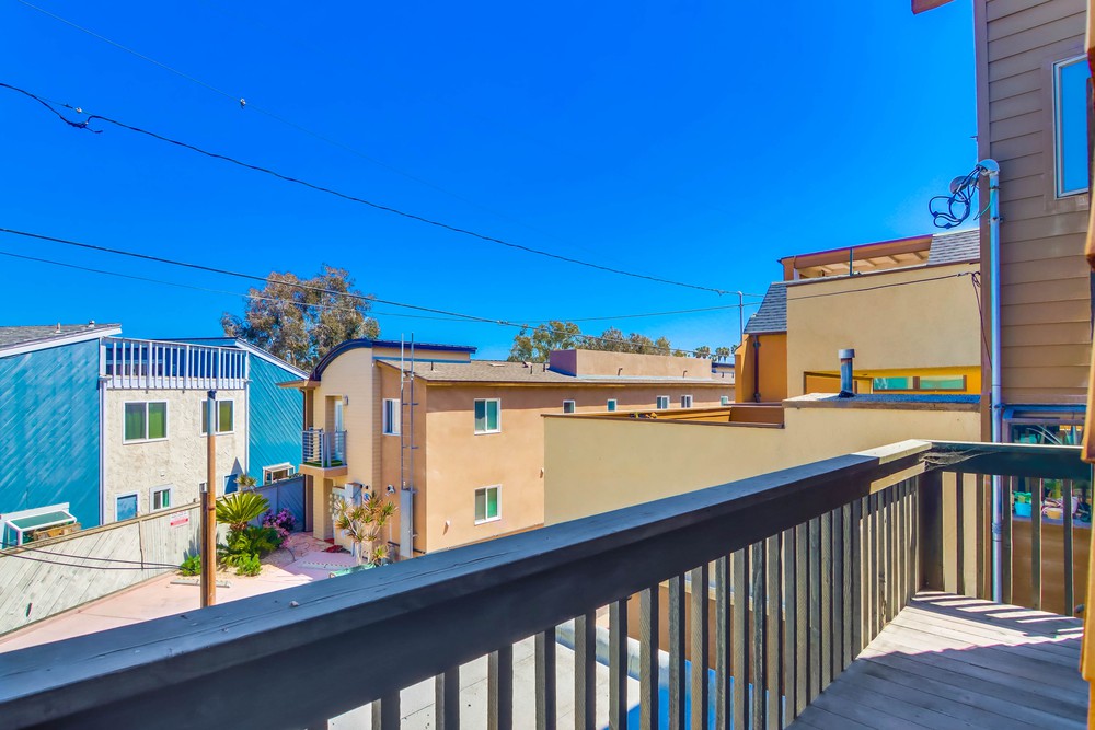Virtual tour photo 70 of 81 for 2626 Ocean Front Walk