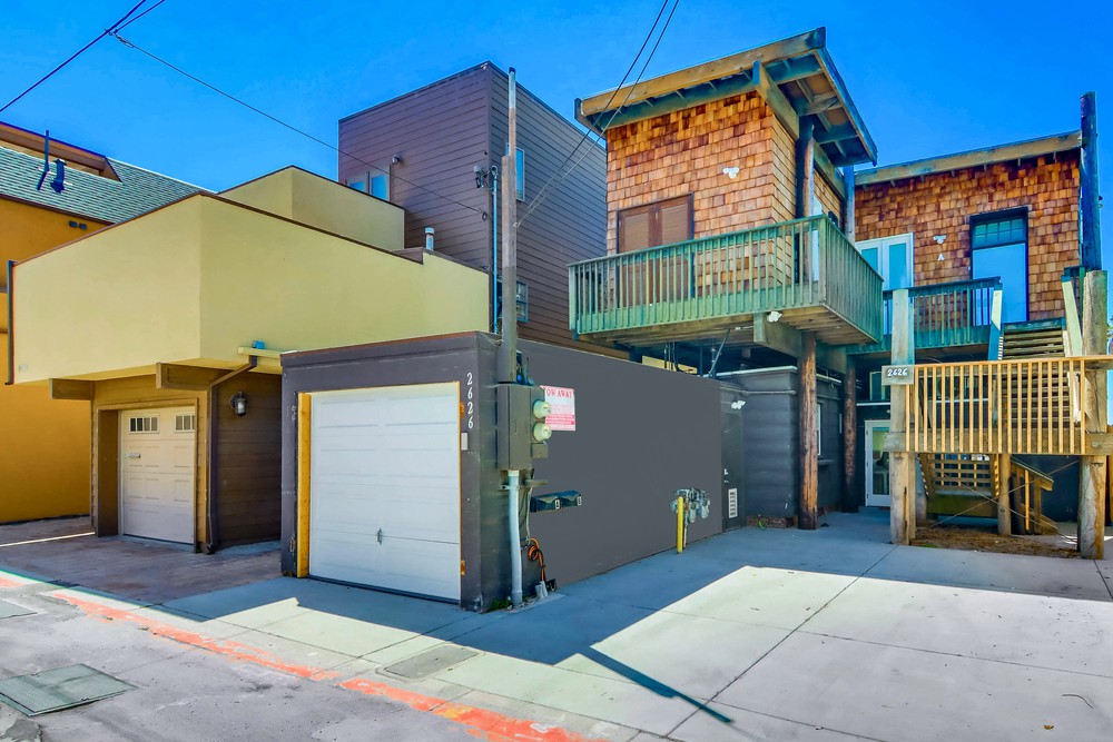 Virtual tour photo 3 of 81 for 2626 Ocean Front Walk
