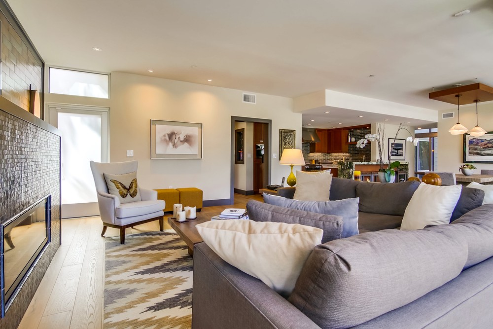 Virtual tour photo 14 of 92 for 2626 Sixth Ave #200