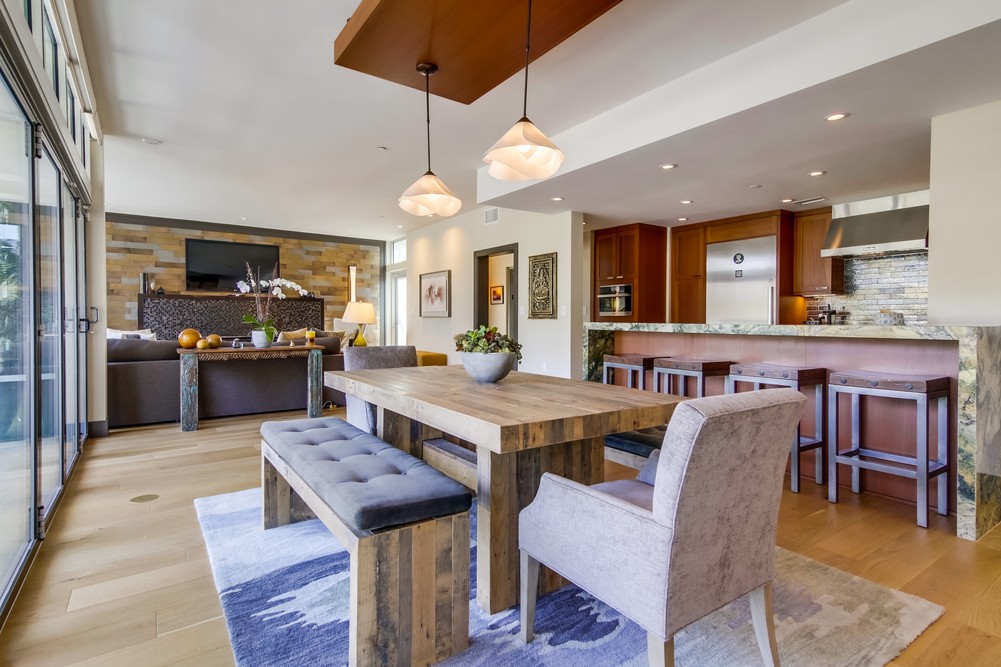 Virtual tour photo 26 of 92 for 2626 Sixth Ave #200