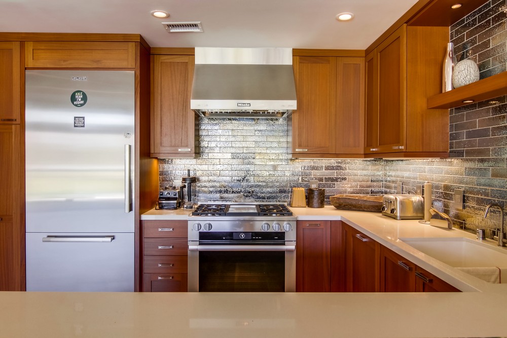 Virtual tour photo 33 of 92 for 2626 Sixth Ave #200