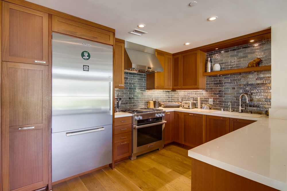 Virtual tour photo 34 of 92 for 2626 Sixth Ave #200