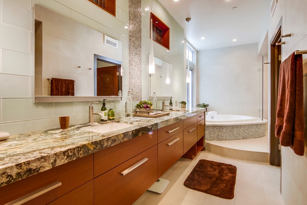 Virtual tour photo 63 of 92 for 2626 Sixth Ave #200