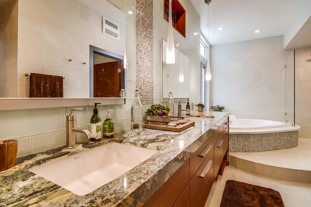 Virtual tour photo 64 of 92 for 2626 Sixth Ave #200