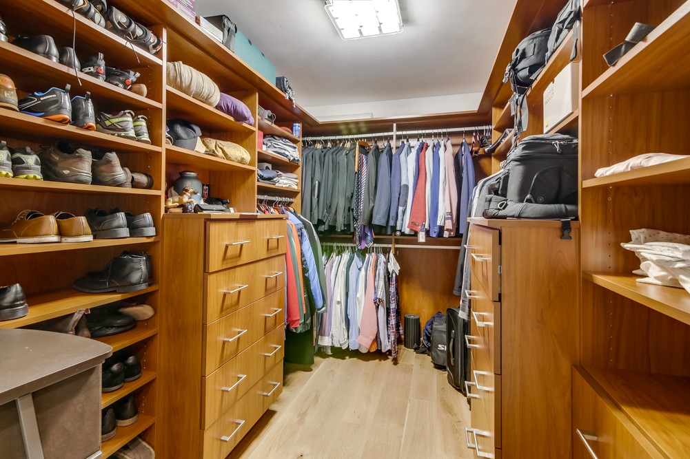 Virtual tour photo 69 of 92 for 2626 Sixth Ave #200
