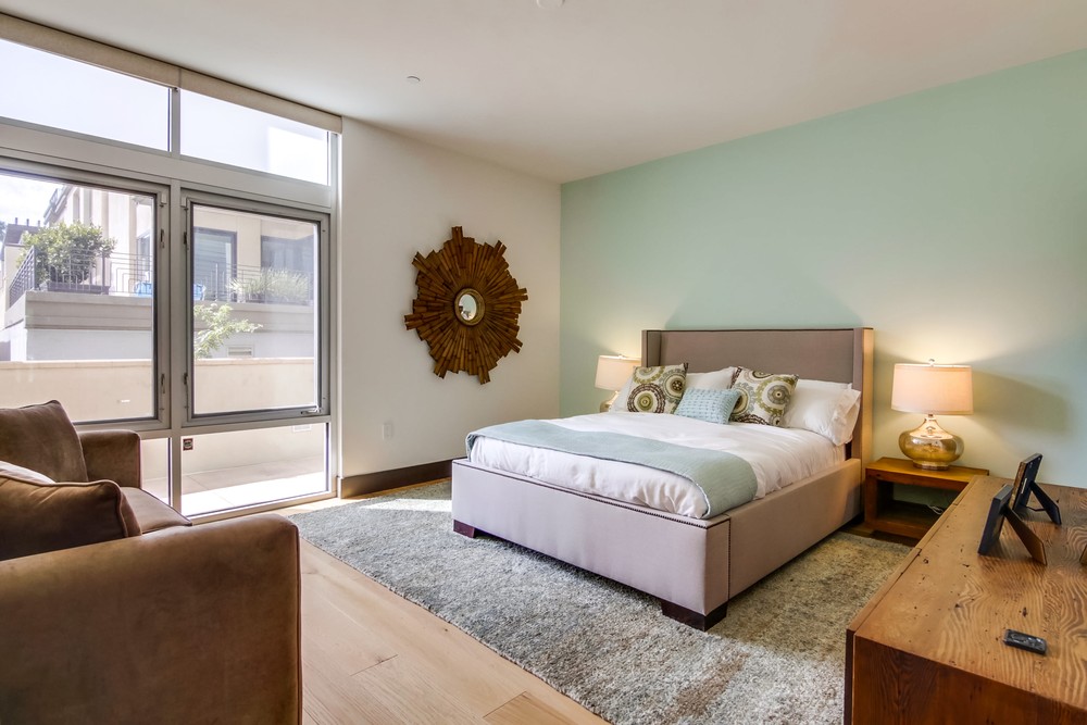 Virtual tour photo 70 of 92 for 2626 Sixth Ave #200