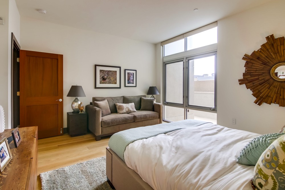 Virtual tour photo 72 of 92 for 2626 Sixth Ave #200