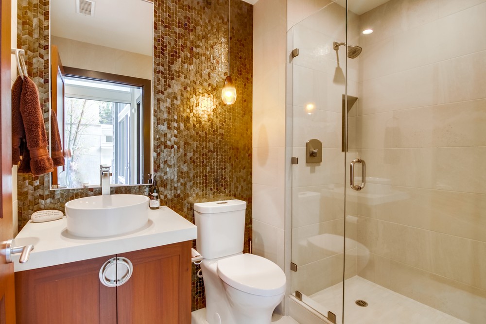 Virtual tour photo 80 of 92 for 2626 Sixth Ave #200