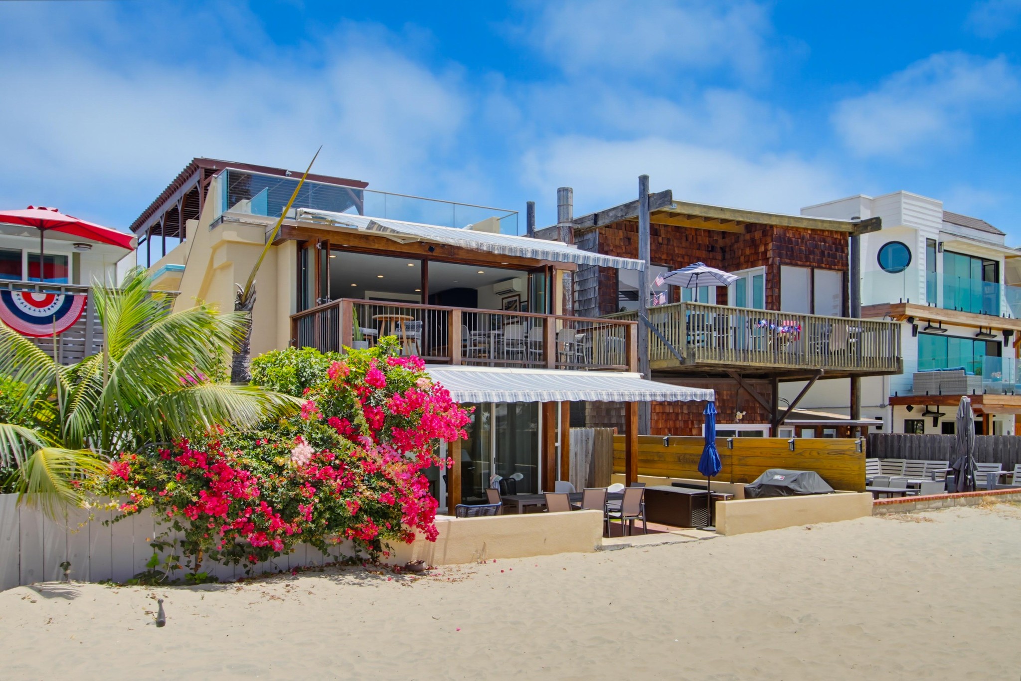 Virtual tour photo 3 of 64 for 2629 Ocean Front Walk