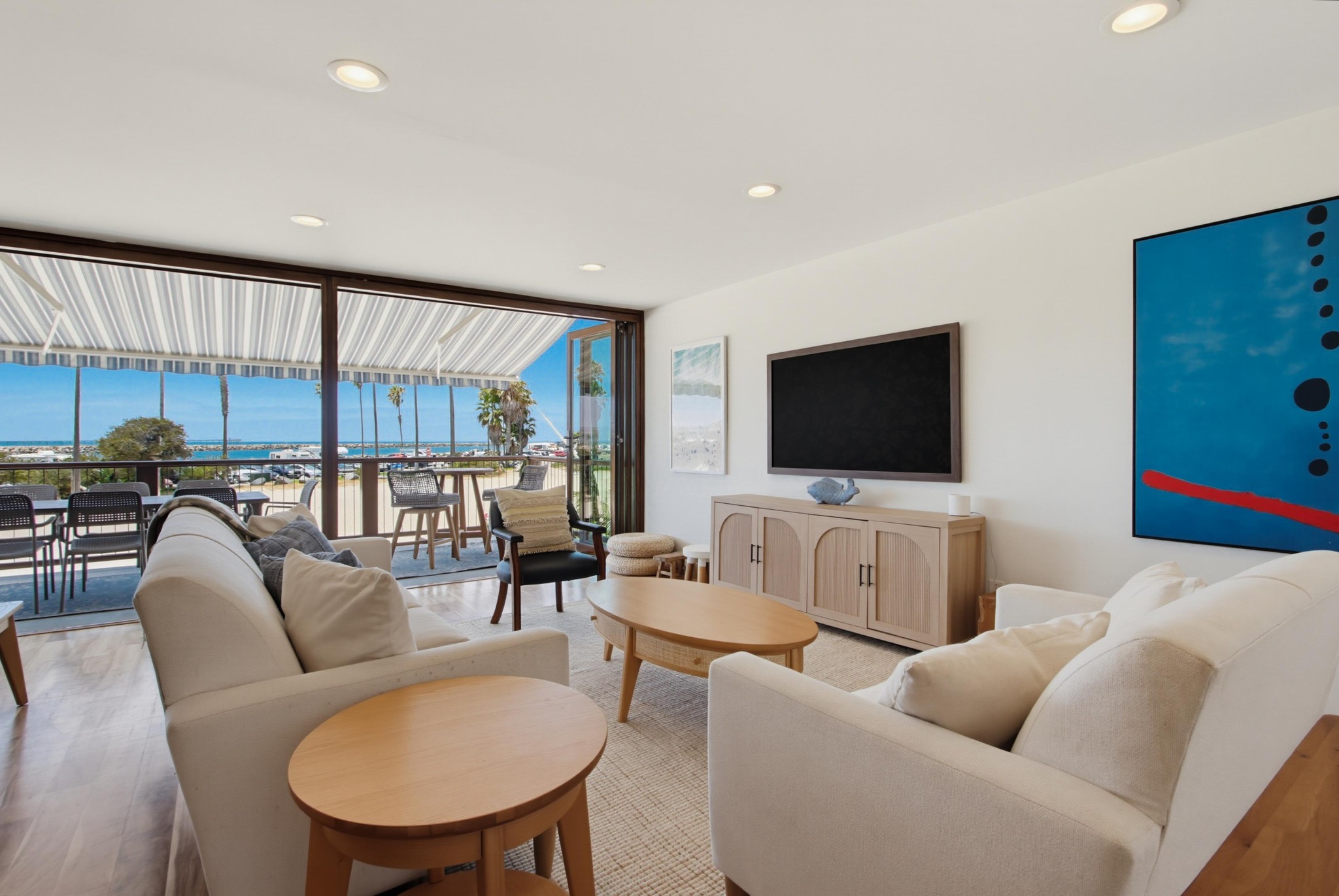 Virtual tour photo 8 of 64 for 2629 Ocean Front Walk