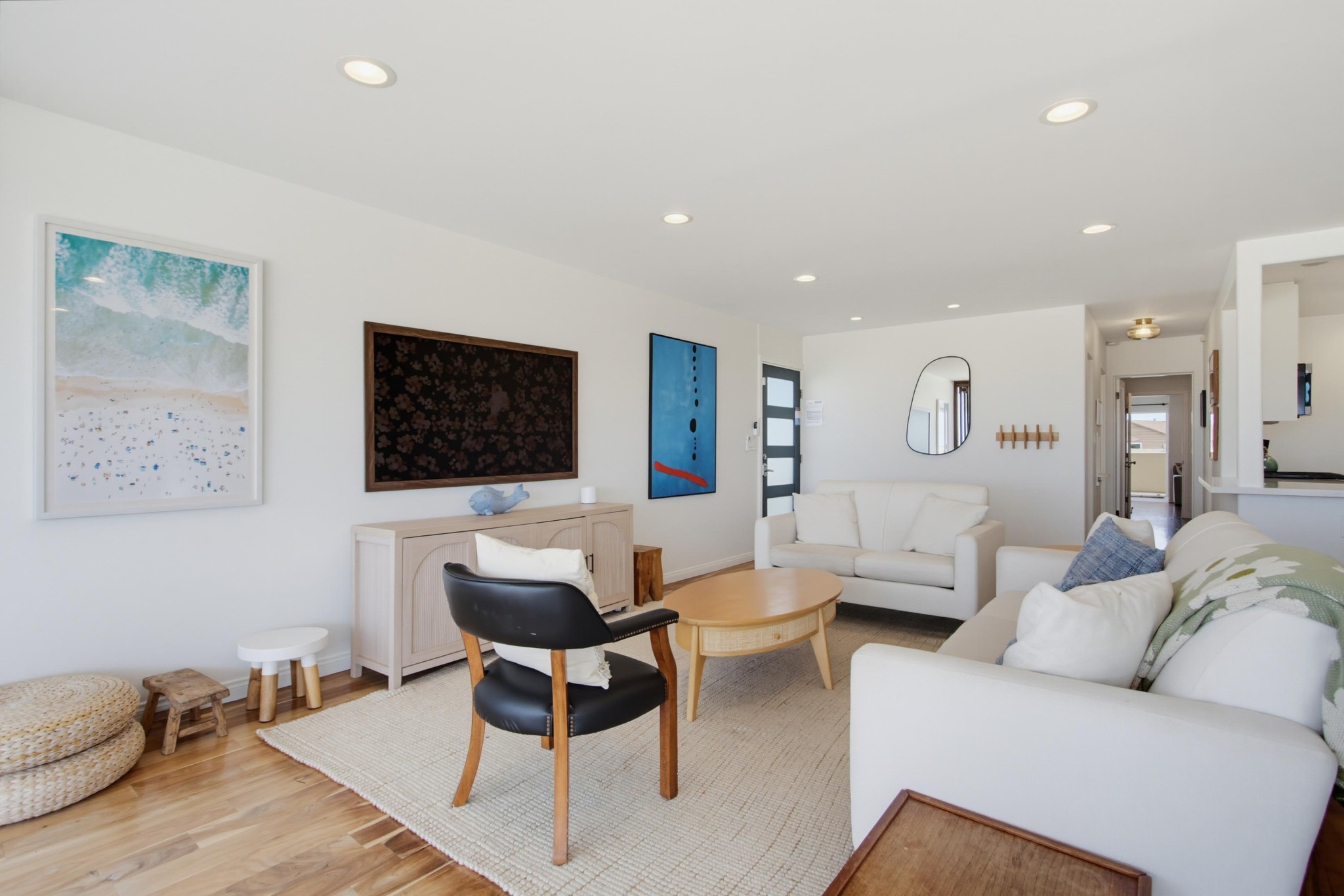 Virtual tour photo 10 of 64 for 2629 Ocean Front Walk