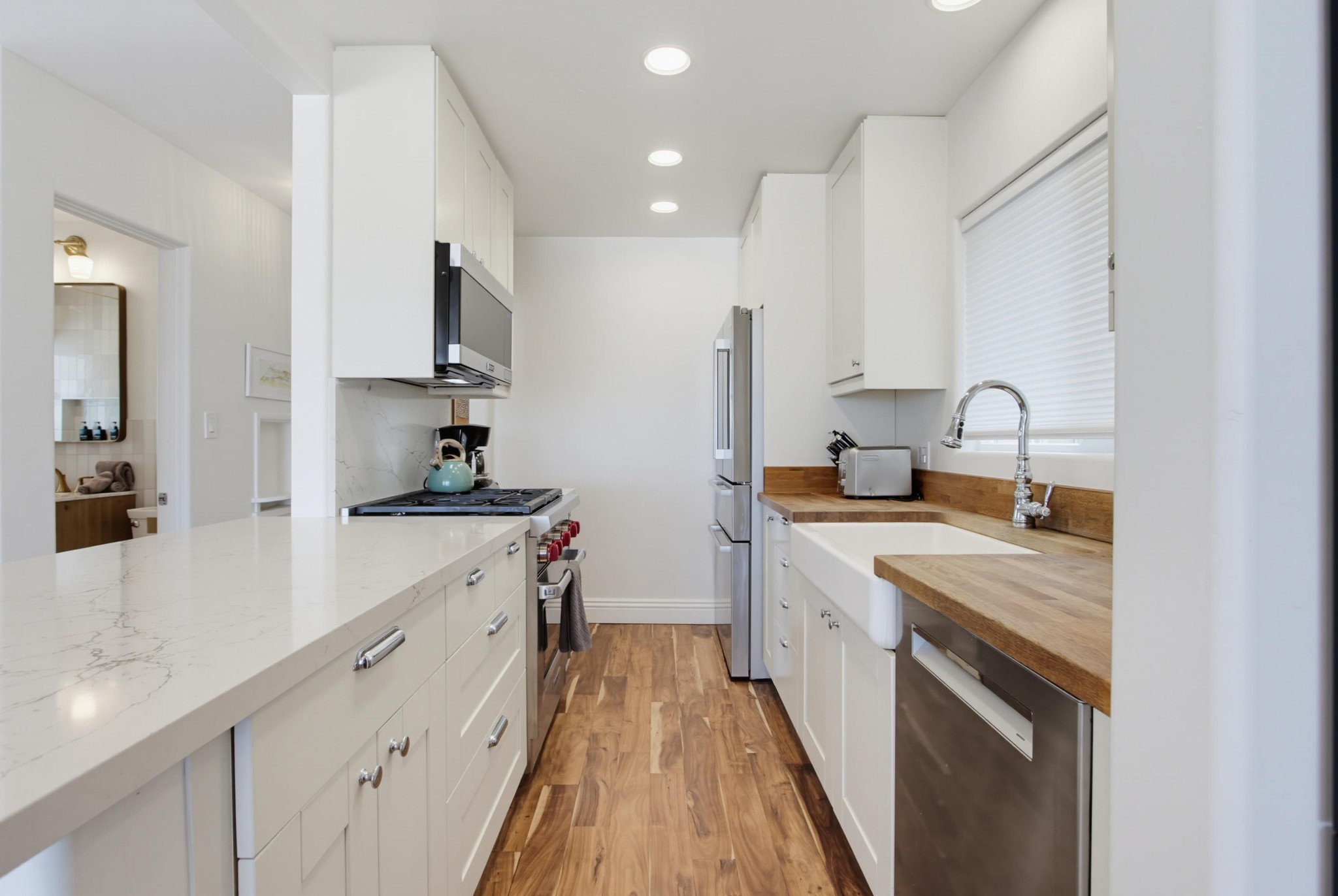 Virtual tour photo 17 of 64 for 2629 Ocean Front Walk