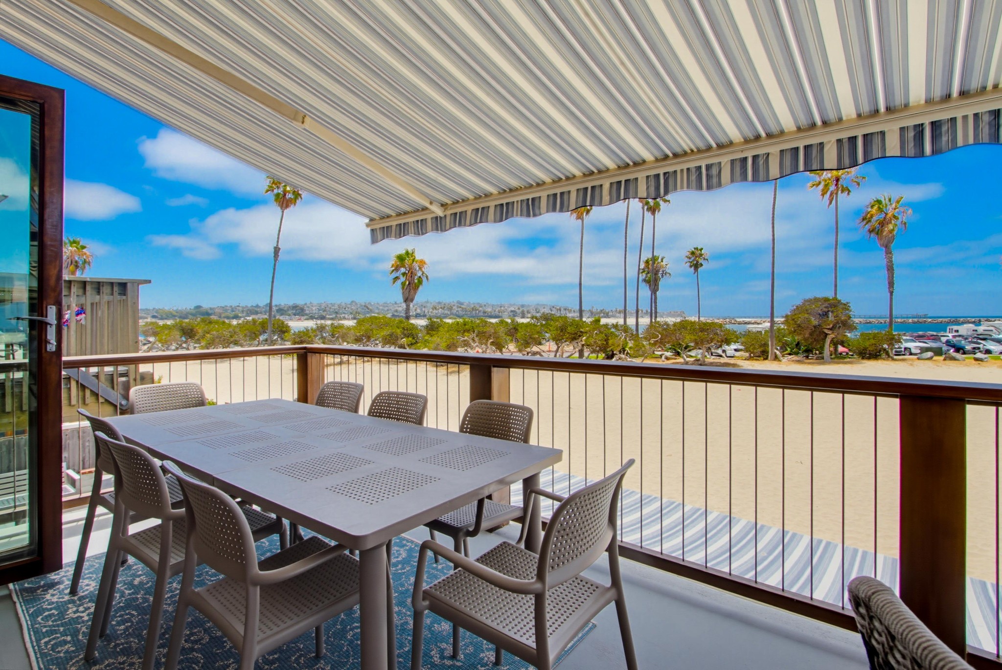 Virtual tour photo 20 of 64 for 2629 Ocean Front Walk