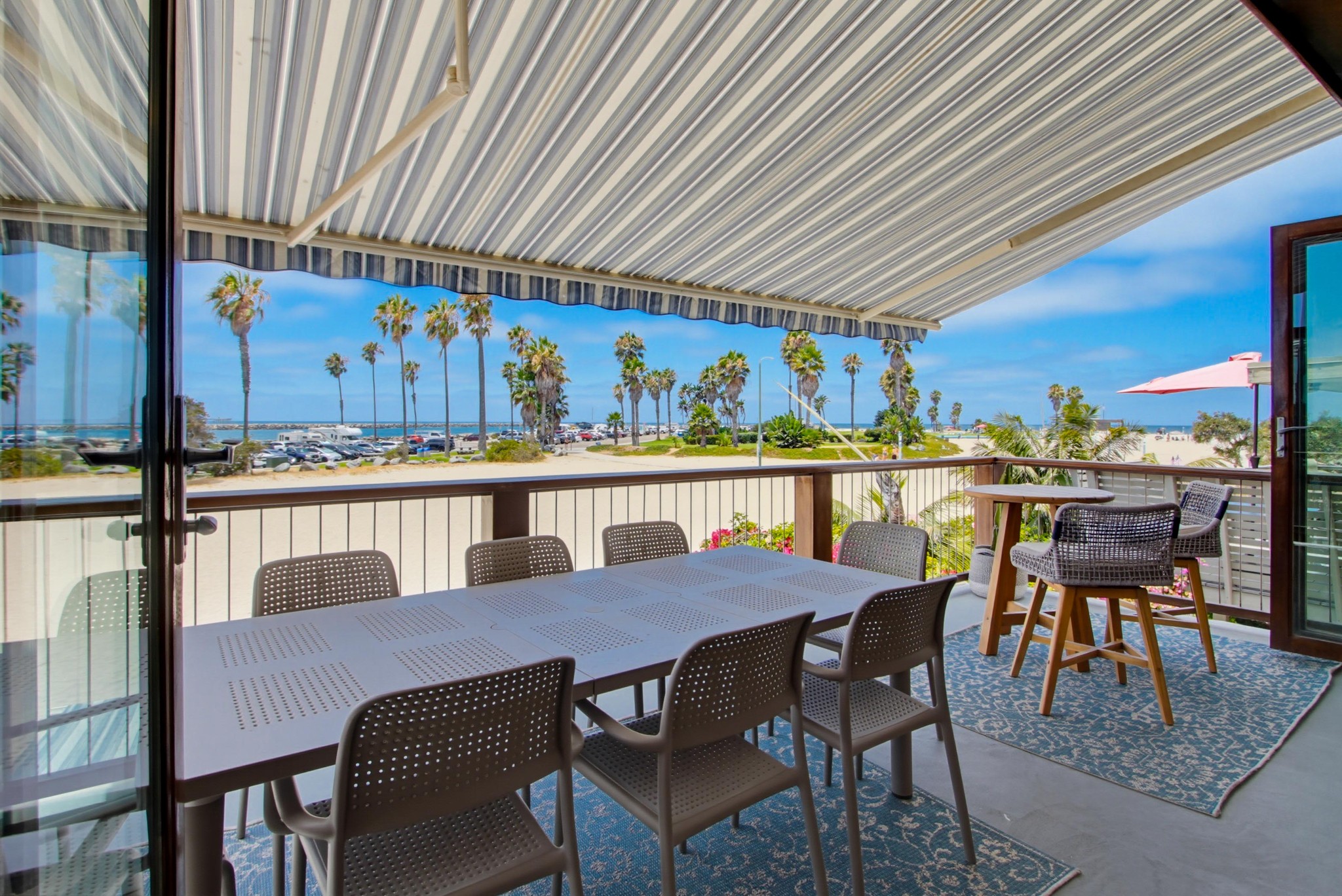 Virtual tour photo 22 of 64 for 2629 Ocean Front Walk