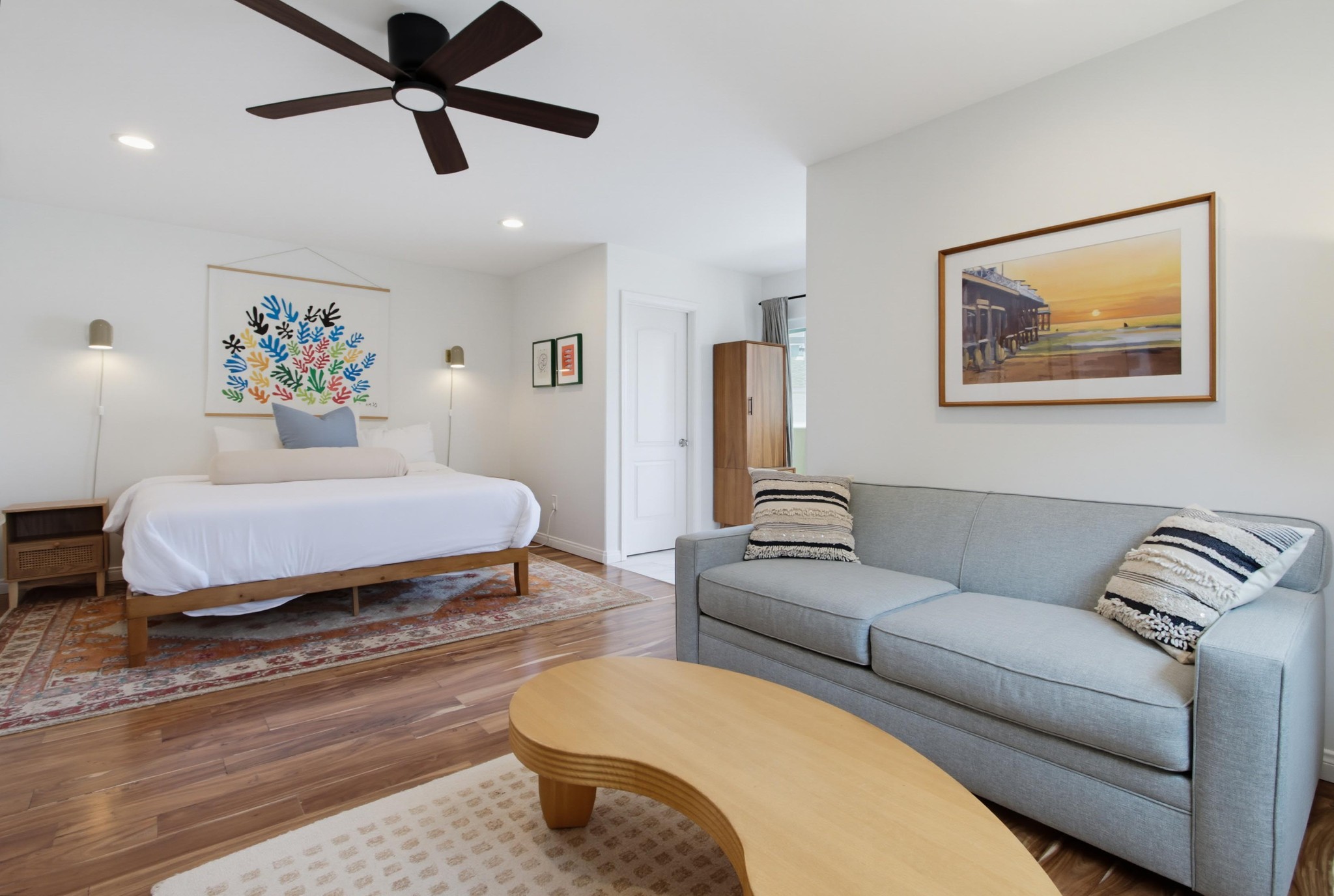 Virtual tour photo 37 of 64 for 2629 Ocean Front Walk